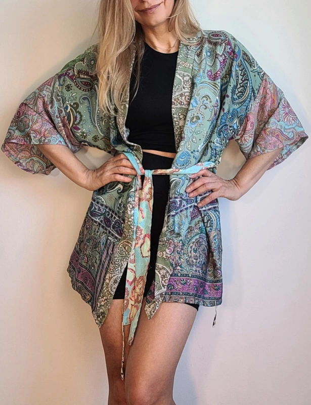 Krátky kaftan Mintel 3