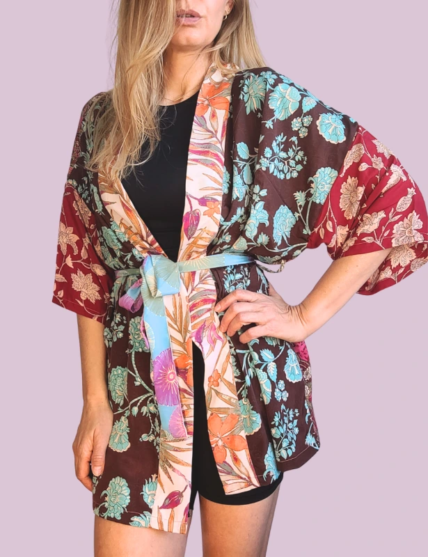 Krátky kaftan Zajra